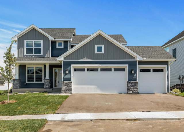 Property at 1959 Tamarack Rd, Carver, MN 55315, 4 beds, 3 baths