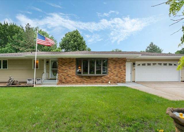 Property at 1024 Bromo Ave, Saint Cloud, MN 56303, 4 beds, 3 baths