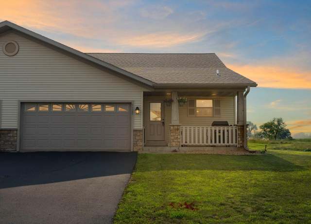Property at 1725 Ponderosa Ln, New Richmond, WI 54017, 2 beds, 2 baths