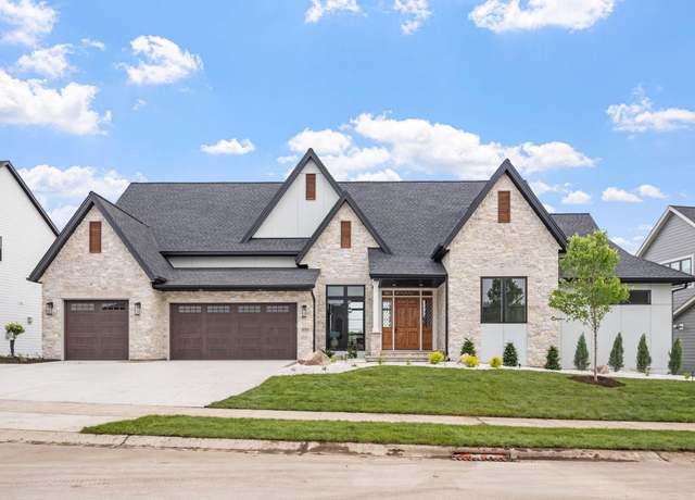 Property at 16585 46th Ave N, Plymouth, MN 55446, 3 beds, 4 baths