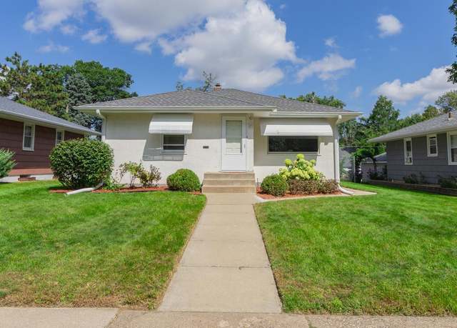 Property at 271 Roeller Ave, West Saint Paul, MN 55118, 2 beds, 1 bath