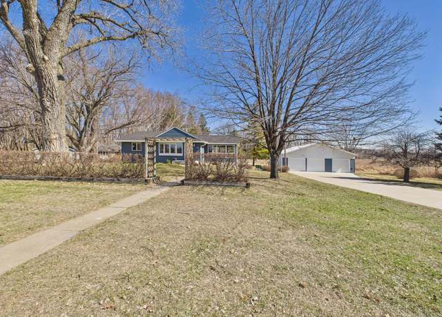 Property at 4130 Clover Ave, Vadnais Heights, MN 55127, 3 beds, 2 baths