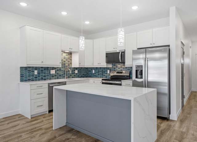 Property at 425 W 8th St #21, New Richmond, WI 54017, 3 beds, 3 baths