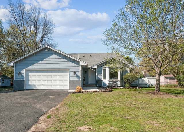 Property at 1905 125th Ave NE, Blaine, MN 55449, 3 beds, 2 baths