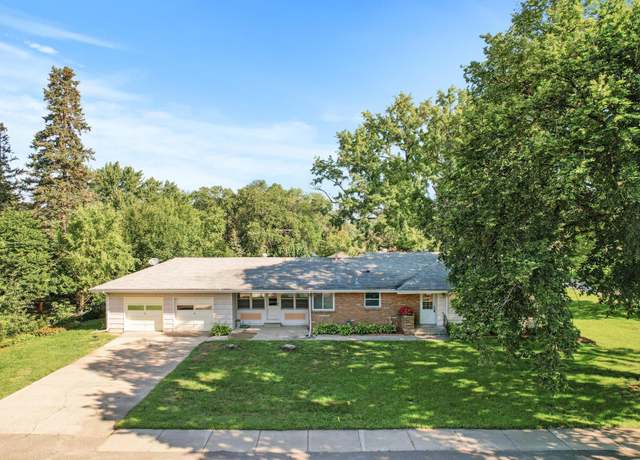 Property at 4700 Glenwood Ave, Golden Valley, MN 55422, 4 beds, 2 baths