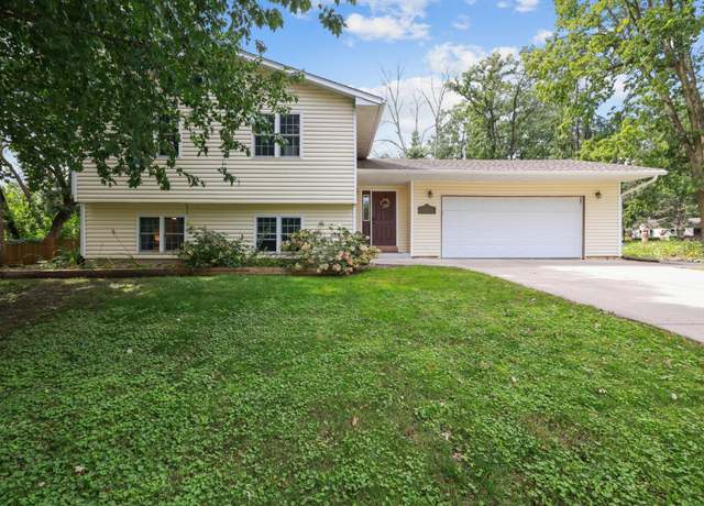 Property at 14404 Osage St NW, Andover, MN 55304, 3 beds, 2 baths