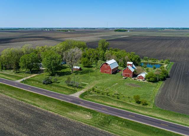 Property at 36592 840th St, Okabena, MN 56161, 3 beds, 3 baths