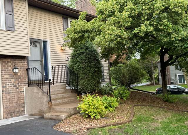 Property at 14410 92nd Ave N, Maple Grove, MN 55369, 3 beds, 2 baths