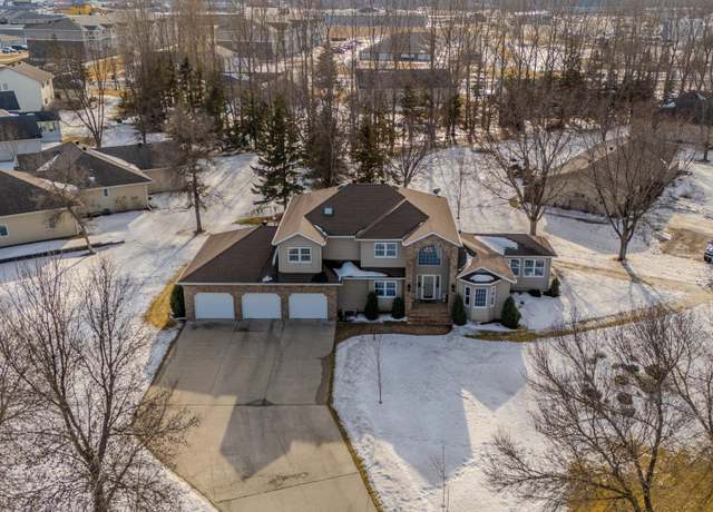 Property at 130 Fern Rd, Thief River Falls, MN 56701, 5 beds, 4 baths