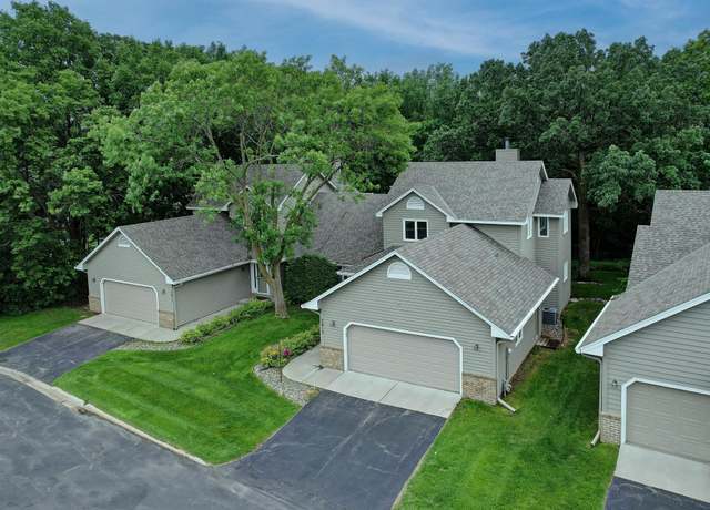 Property at 7813 W 111th St, Bloomington, MN 55438, 3 beds, 4 baths