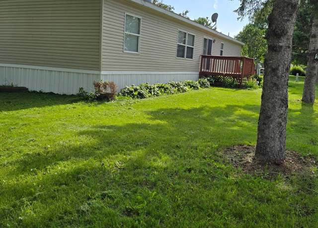 Property at 108 Hilton Ct, Mankato, MN 56001, 4 beds, 2 baths