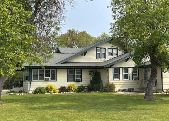 Property at 1601 4th Ave W, International Falls, MN 56649, 32 beds, 32 baths