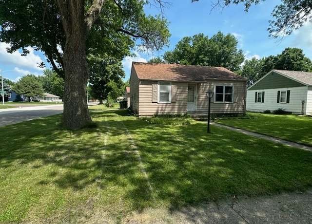 Property at 603 Woodcrest Ave, Worthington, MN 56187, 2 beds, 1 bath
