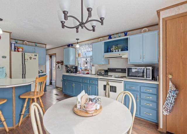 Property at 31042 Pine St, Pequot Lakes, MN 56472, 3 beds, 2 baths