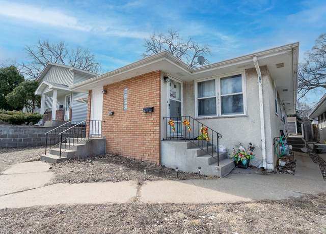Property at 5608 28th Ave S, Minneapolis, MN 55417, 4 beds, 2 baths