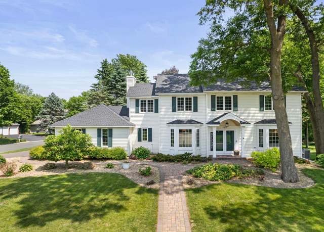 Property at 13870 Daphne Ln, Rosemount, MN 55068, 4 beds, 3 baths
