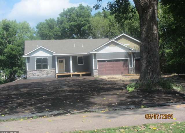 Property at 1240 78th St, Victoria, MN 55386, 5 beds, 3 baths