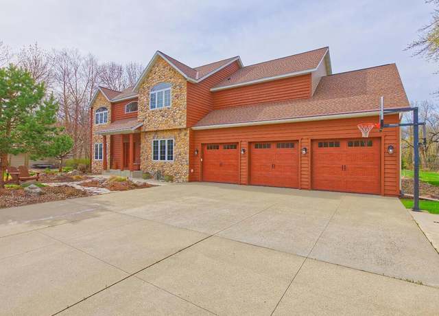Property at 16694 206th Cir, Hutchinson, MN 55350, 5 beds, 5 baths