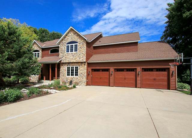 Property at 16694 206th Cir, Hutchinson, MN 55350, 5 beds, 5 baths