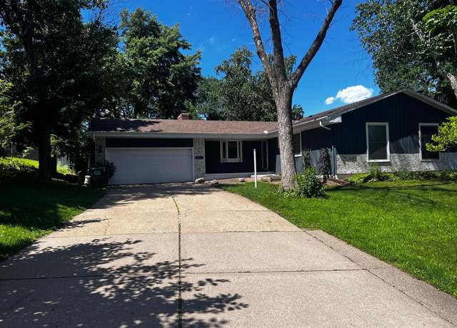 Property at 4608 W 99th St, Bloomington, MN 55437, 4 beds, 3 baths