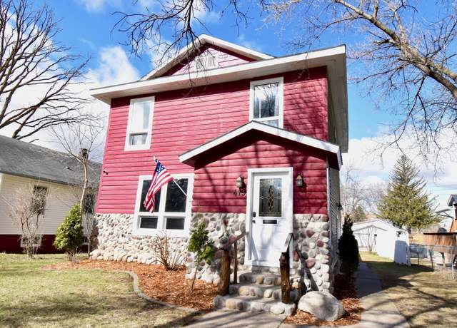 Property at 419 5th St NE, Staples, MN 56479, 4 beds, 3 baths