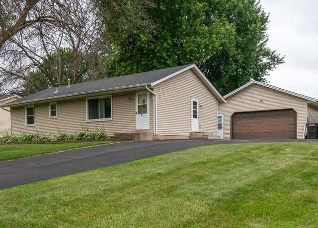 Property at 5916 Upper 183rd St W, Farmington, MN 55024, 3 beds, 1 bath