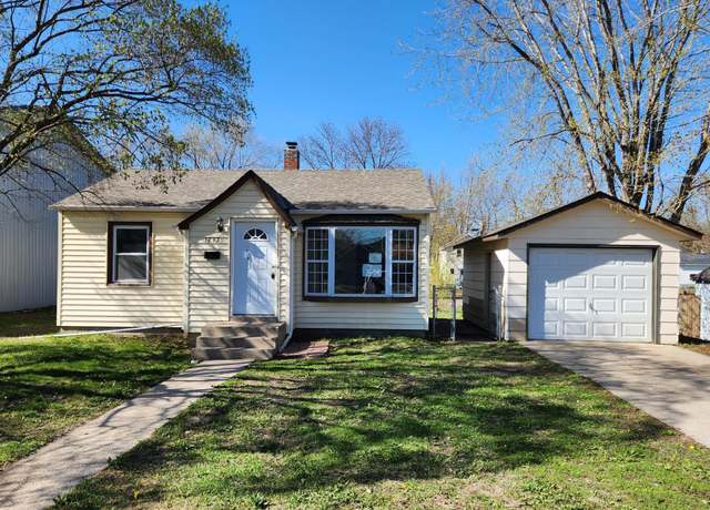 Property at 1213 12th St E, Glencoe, MN 55336, 2 beds, 1 bath