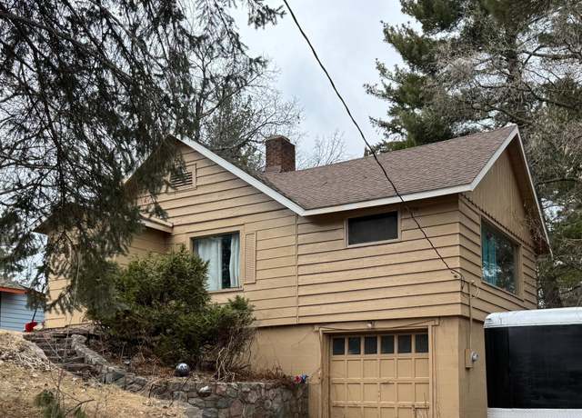 Property at 300 4th St, Walker, MN 56484, 3 beds, 1 bath