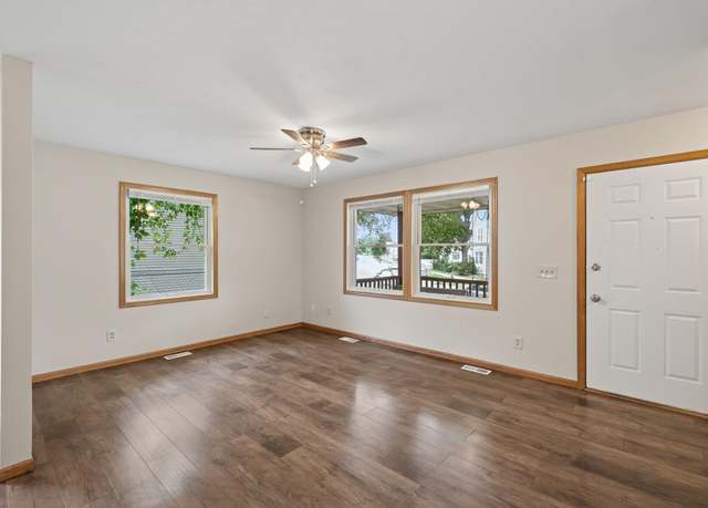 Property at 1939 Hillside Ave N, Minneapolis, MN 55411, 3 beds, 2 baths