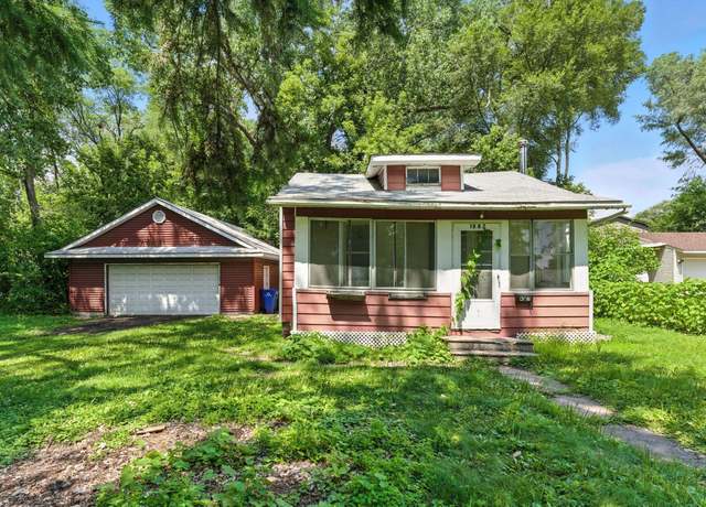 Property at 1587 Reaney Ave, Saint Paul, MN 55106, 3 beds, 1 bath