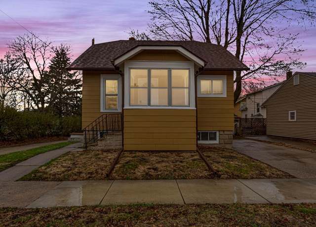 Property at 120 Shumway Ave, Faribault, MN 55021, 2 beds, 1 bath