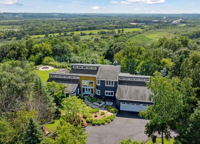 Property at 10460 Bluff Cir, Chanhassen, MN 55318, 4 beds, 6 baths