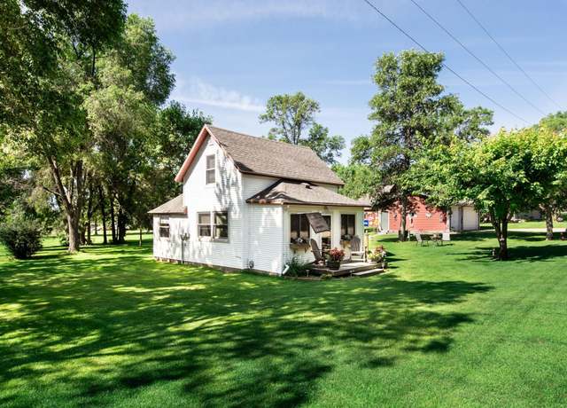 Property at 507 W Langen St, Battle Lake, MN 56515, 2 beds, 1 bath