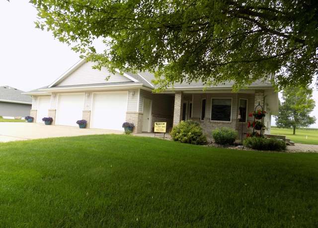 Property at 1203 Northridge Dr, Lakefield, MN 56150, 3 beds, 3 baths