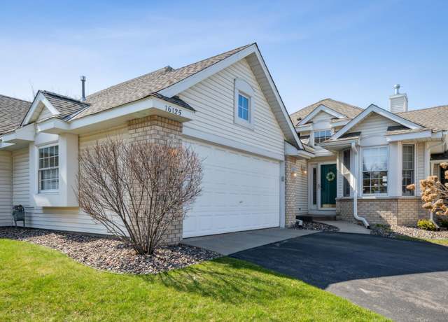 Property at 16125 Crystal Hills Dr, Lakeville, MN 55044, 2 beds, 3 baths