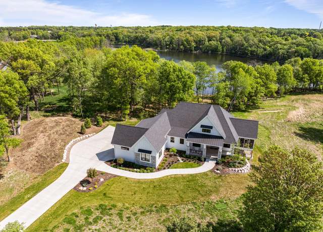 Property at 4531 Mcdonald Dr N, Baytown Twp, MN 55082, 3 beds, 3 baths