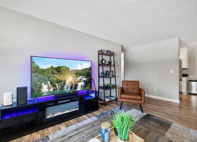 Property at 3150 Excelsior Blvd #101, Minneapolis, MN 55416, 1 bed, 1 bath