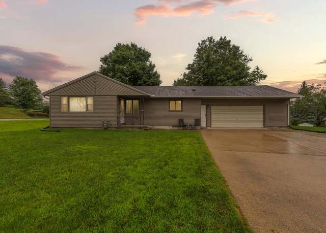Property at 1152 Butternut Ave, Owatonna, MN 55060, 2 beds, 1 bath