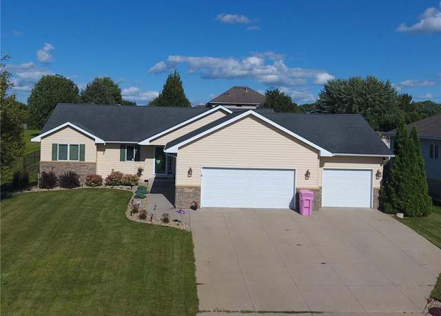 Property at 1007 27th St SW, Austin, MN 55912, 3 beds, 3 baths