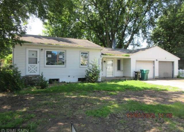 Property at 83 1st Ave N, Lester Prairie, MN 55354, 1 bed, 1 bath