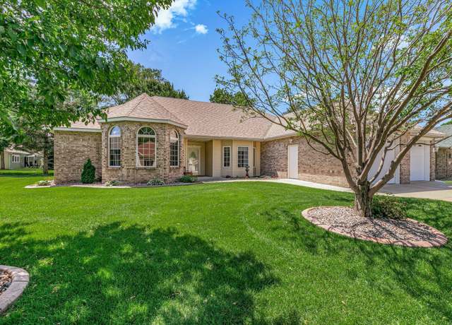 Property at 4212 4th St S, Saint Cloud, MN 56301, 3 beds, 2 baths