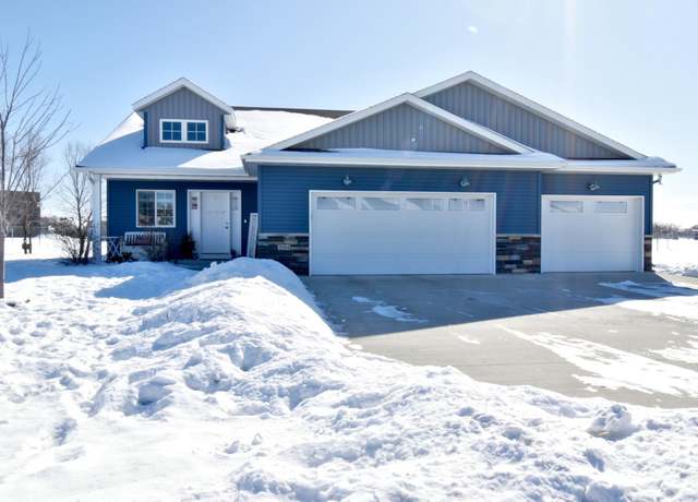 Property at 3094 12th Ave N, Sartell, MN 56377, 5 beds, 3 baths