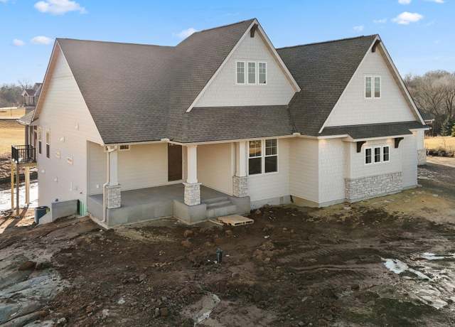 Property at 715 Mount Curve Ct, Troy Twp, WI 54016, 4 beds, 3 baths