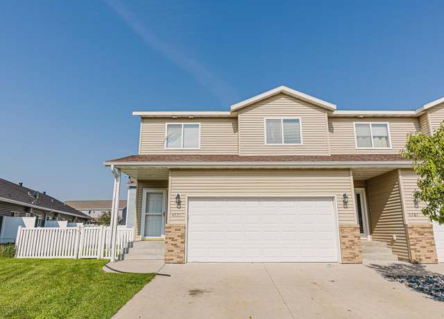Property at 4285 Estate Dr S, Fargo, ND 58104, 3 beds, 4 baths