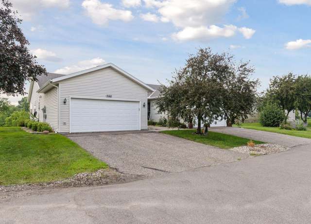 Property at 322 Sunfish Ct, Winsted, MN 55395, 3 beds, 2 baths