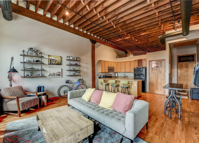 Property at 289 5th St E #614, Saint Paul, MN 55101, 1 bed, 1 bath