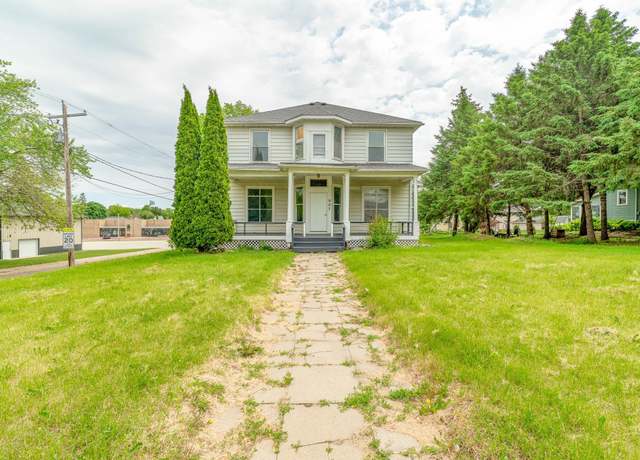 Property at 603 Albion Ave, Fairmont, MN 56031, 6 beds, 4 baths