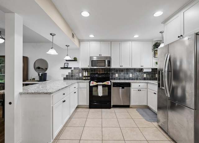 Property at 603 E Portland Dr #6, Burnsville, MN 55337, 3 beds, 3 baths