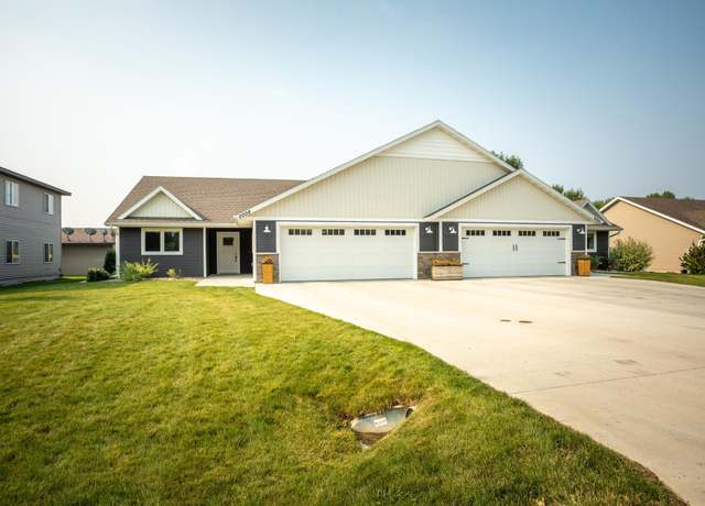 Property at 2008 Lakepark Ave, Alexandria, MN 56308, 2 beds, 2 baths
