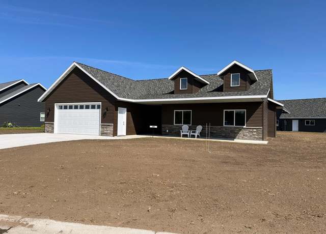 Property at 860 9th St NW, Perham, MN 56573, 3 beds, 2 baths